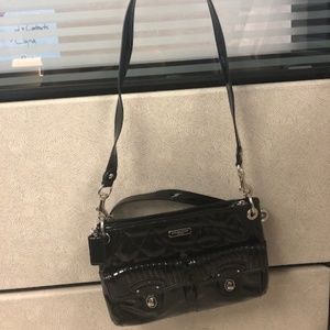 Poppy Daisy Liquid Gloss Leather Hobo Bag Black